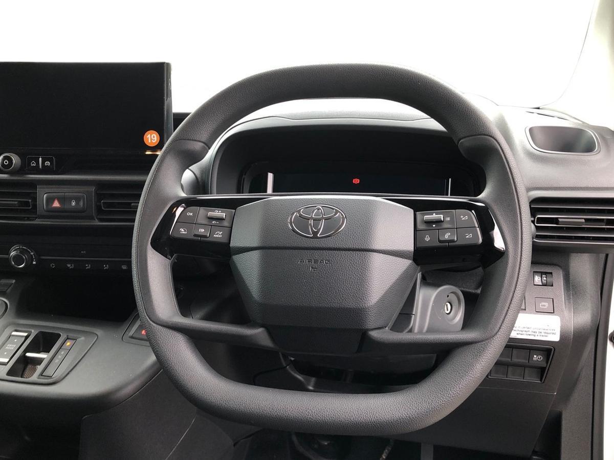 Used Toyota ProAce 2025 for sale - 77484886: Photo 8