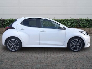 Used Toyota Yaris 2023 for sale - 78418245: Photo