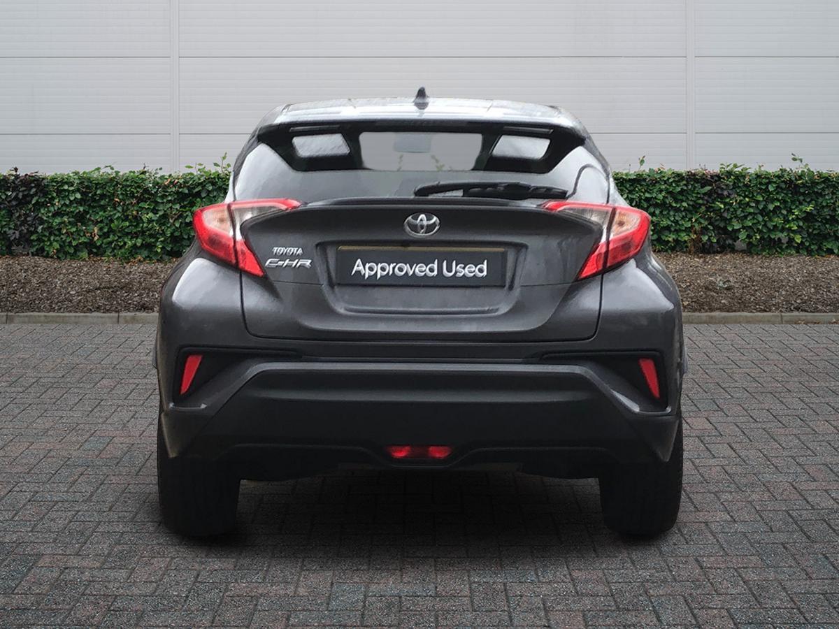 Used Toyota C-HR 2018 for sale - 77457369: Photo 5