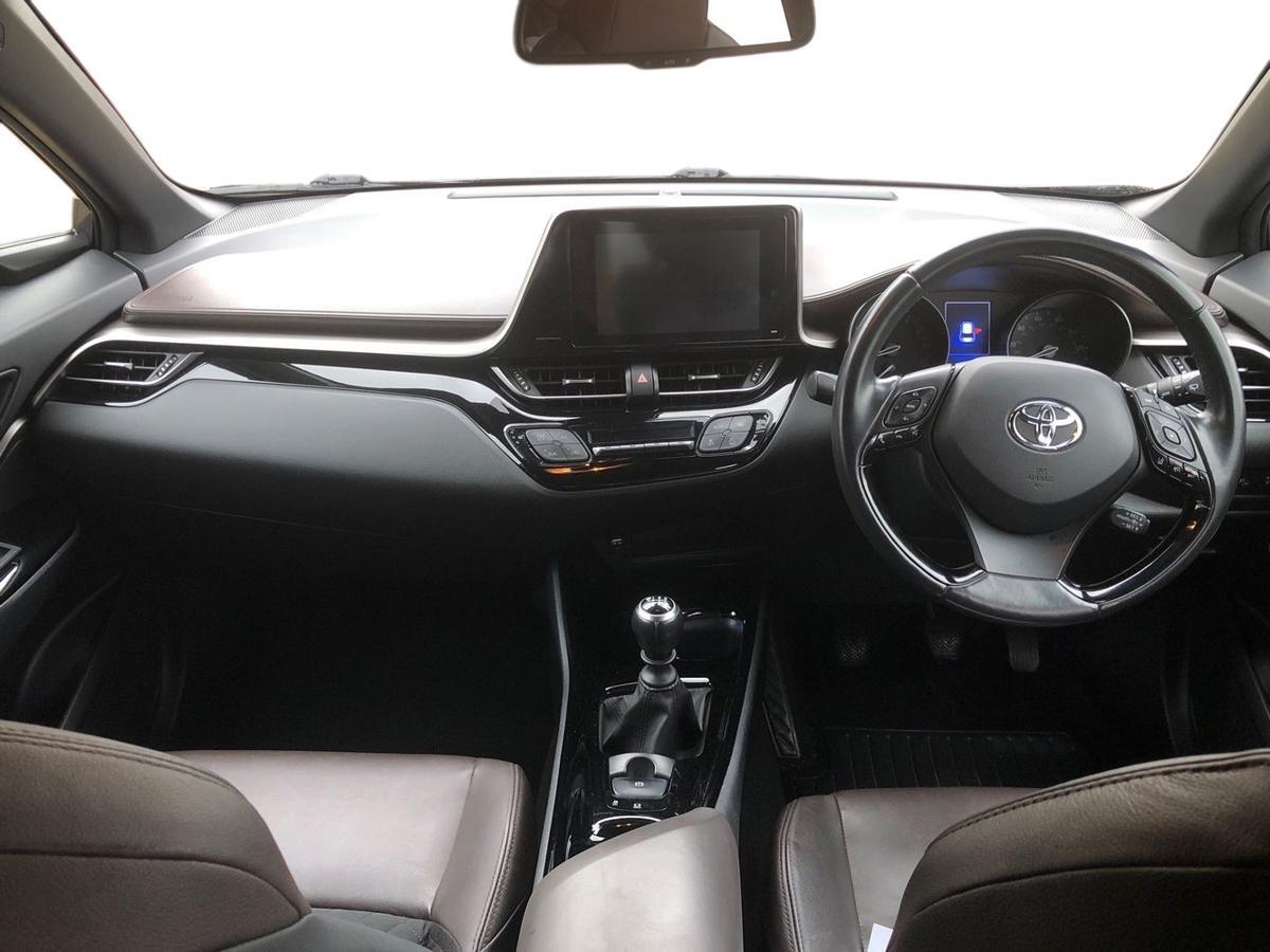 Used Toyota C-HR 2018 for sale - 77457369: Photo 9