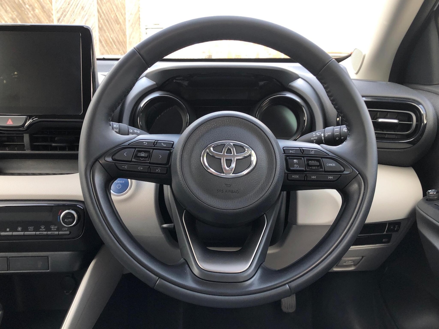 Used Toyota Yaris 2023 for sale - 76086205: Photo 10