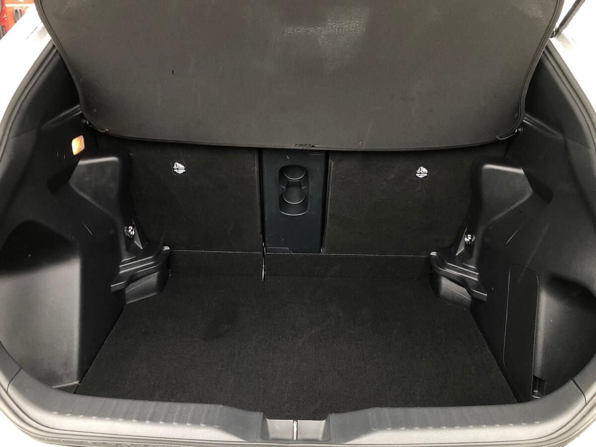 Used Toyota Yaris Cross 2021 for sale - 77457334: Photo 10