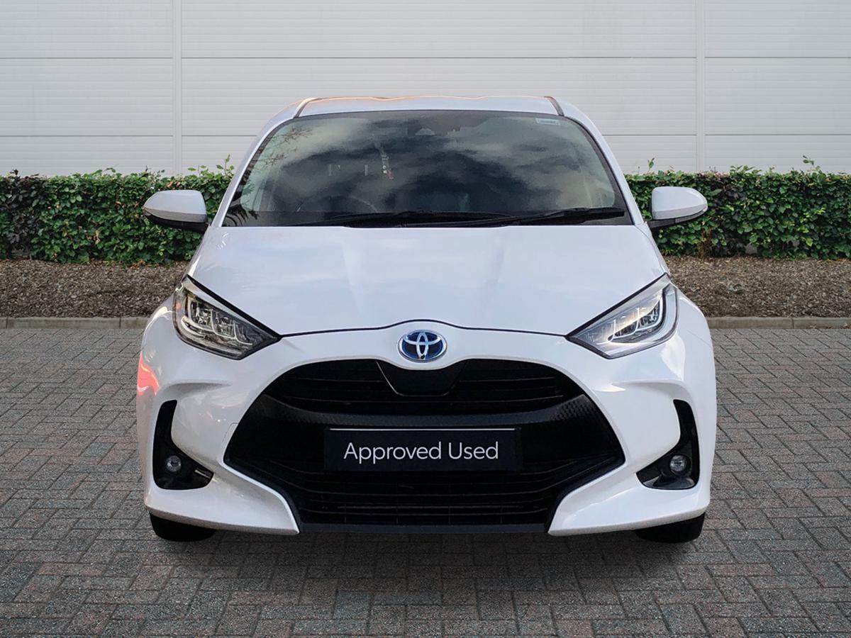 Used Toyota Yaris 2023 for sale - 76937303: Photo 3
