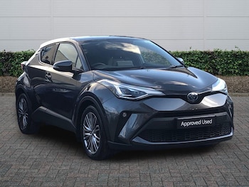 Used Toyota C-HR 2023 for sale - 77826202: Photo