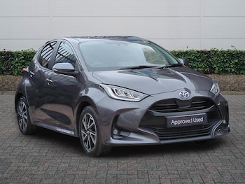 Used Toyota Yaris 2023 for sale - 78890832: Photo