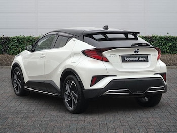 Used Toyota C-HR 2019 for sale - 77413034: Photo