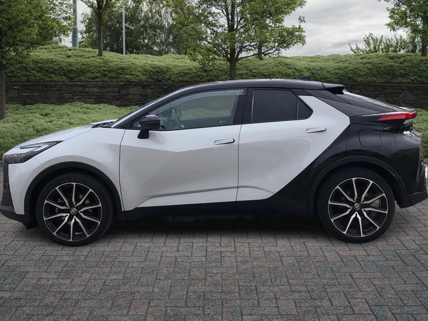 Used Toyota C-HR 2024 for sale - 76474487: Photo 17