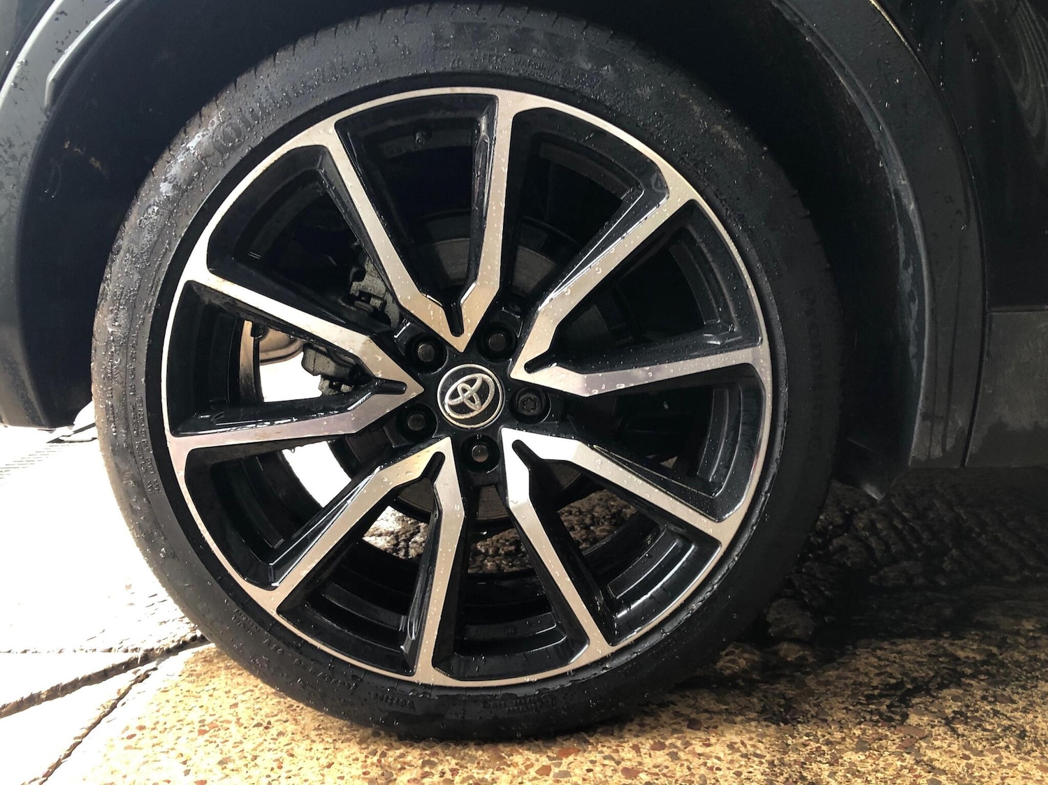 Used Toyota C-HR 2024 for sale - 76474487: Photo 22