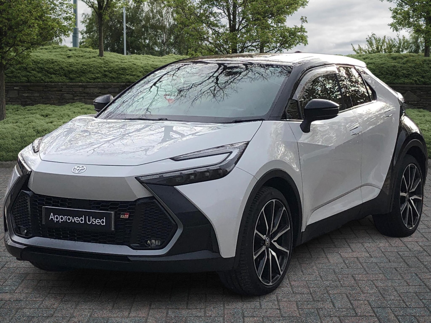 Used Toyota C-HR 2024 for sale - 76474487: Photo 3