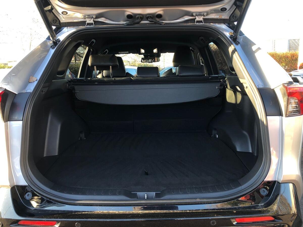 Used Toyota RAV4 2023 for sale - 76800517: Photo 10