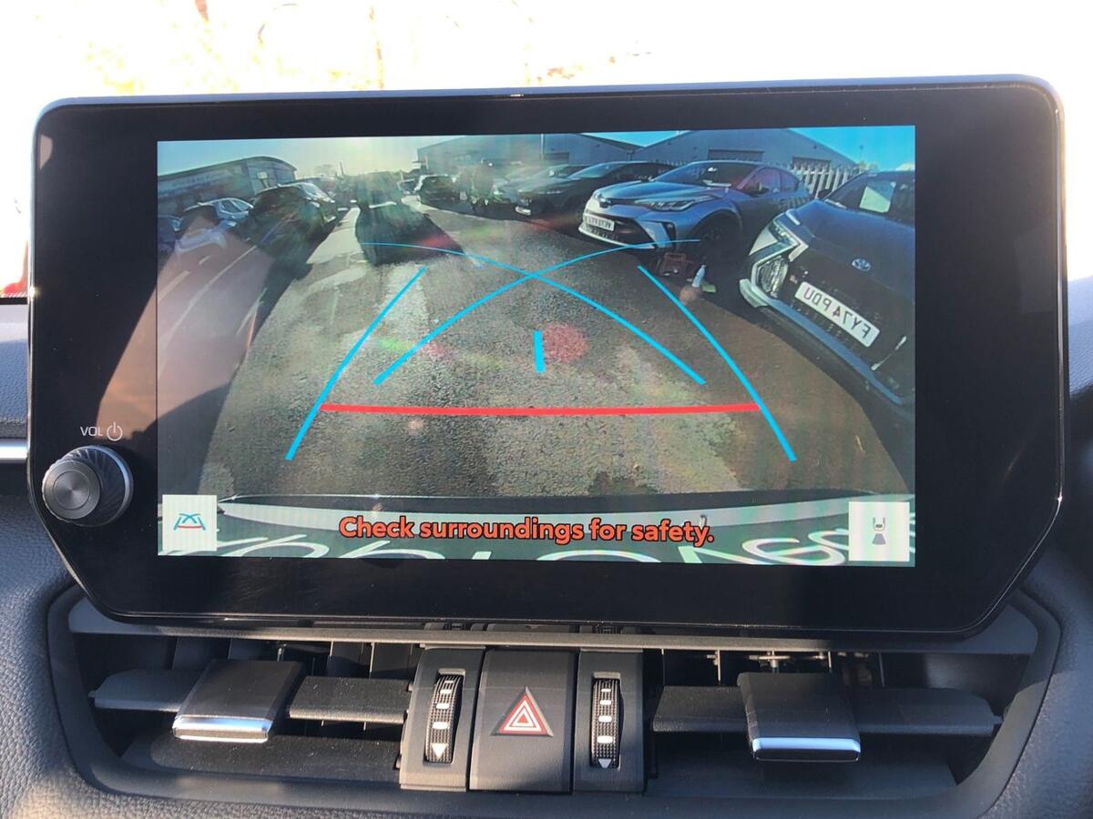 Used Toyota RAV4 2023 for sale - 76800517: Photo 17