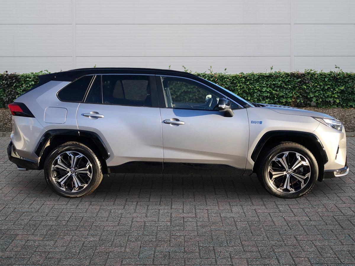 Used Toyota RAV4 2023 for sale - 76800517: Photo 5