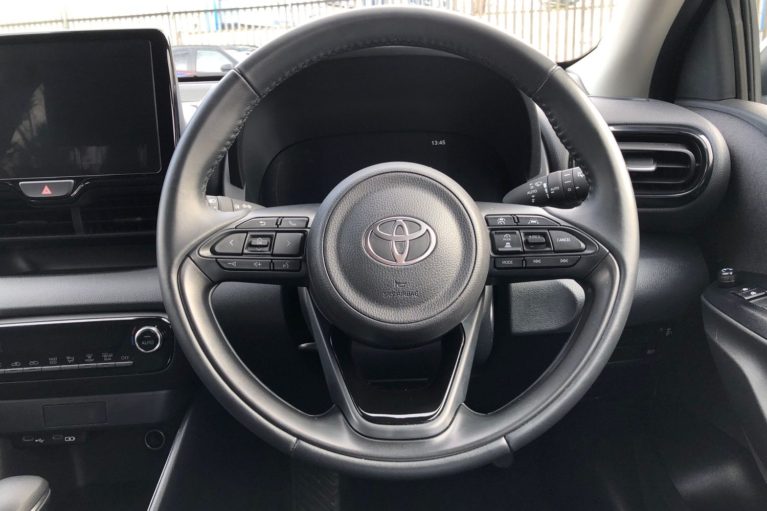 Used Toyota Yaris 2024 for sale - 77457333: Photo 18