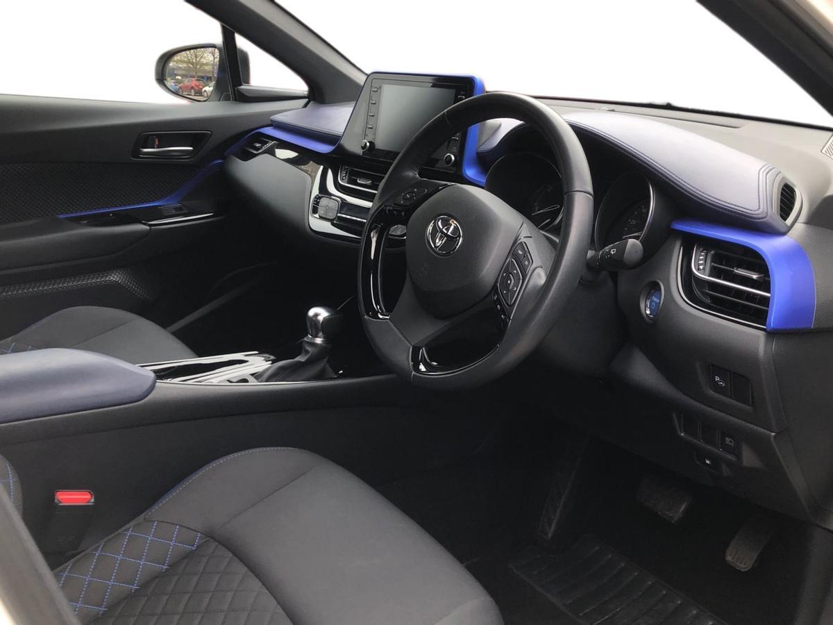 Used Toyota C-HR 2020 for sale - 77457389: Photo 15