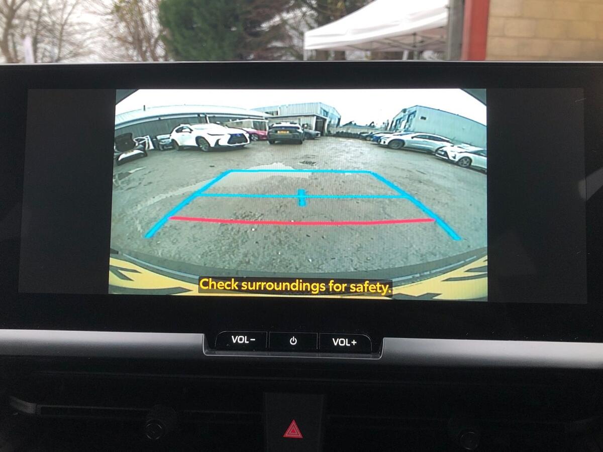 Used Toyota C-HR 2024 for sale - 77013425: Photo 13