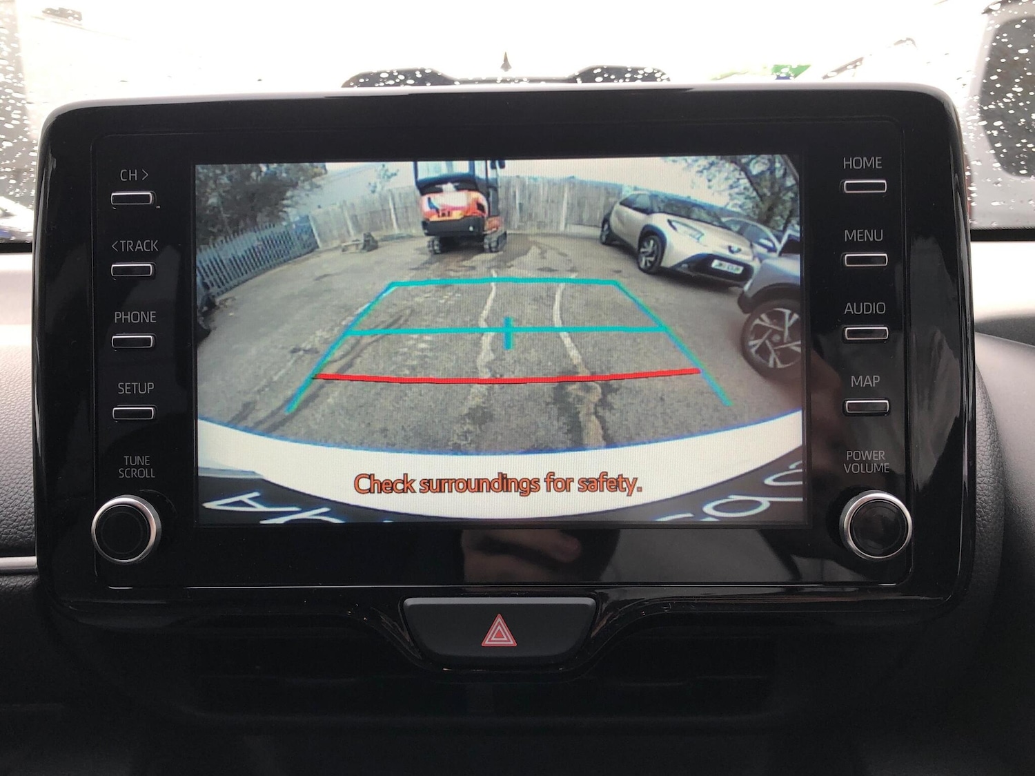 Used Toyota Yaris 2023 for sale - 76692742: Photo 16