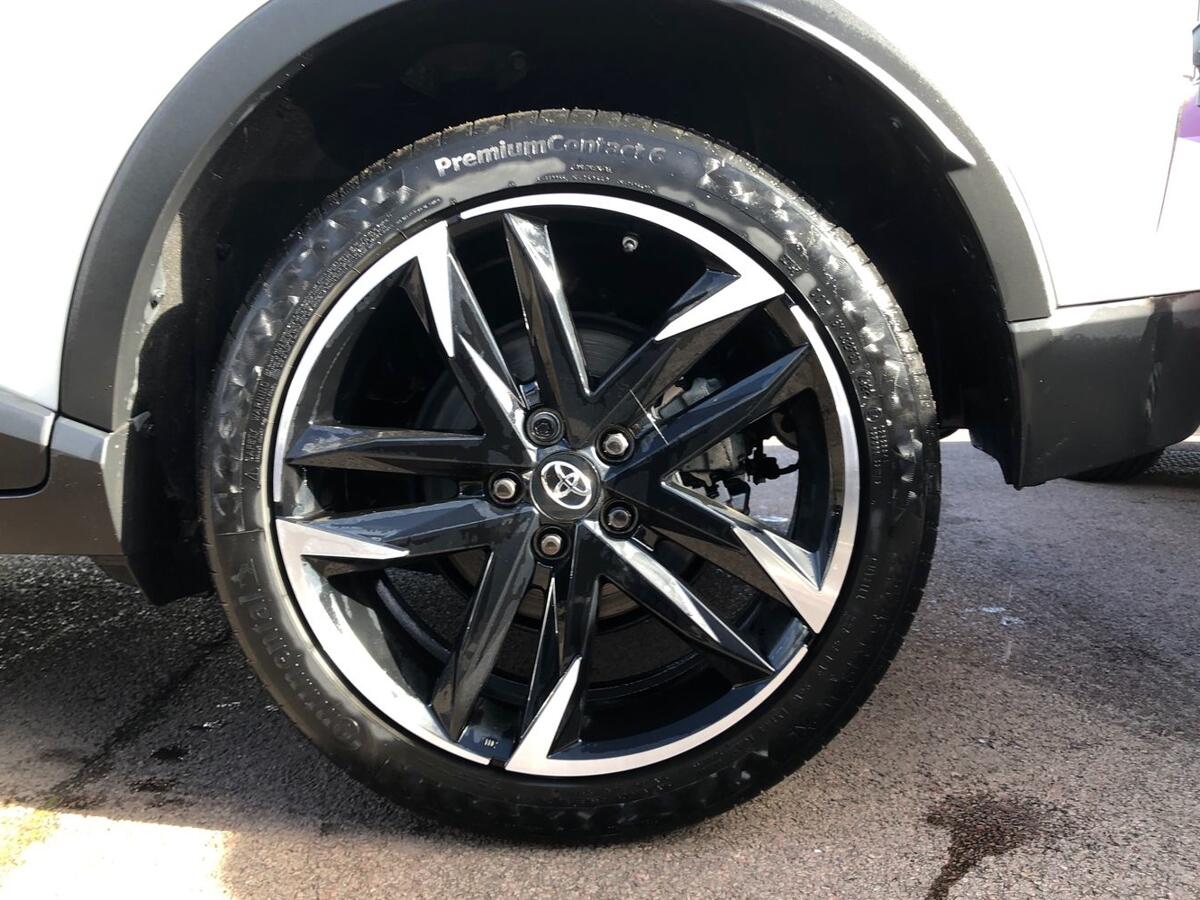 Used Toyota C-HR 2023 for sale - 77826155: Photo 17