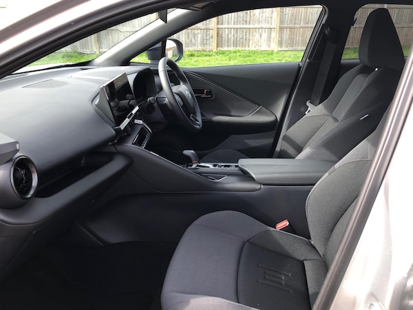 Used Toyota C-HR 2024 for sale - 76154347: Photo 17