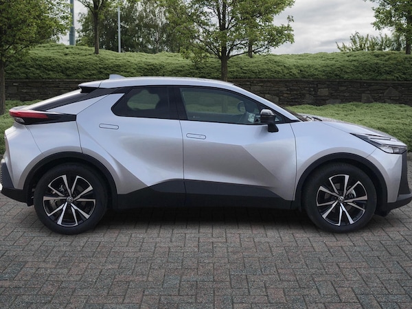 Used Toyota C-HR 2024 for sale - 76154347: Photo 8