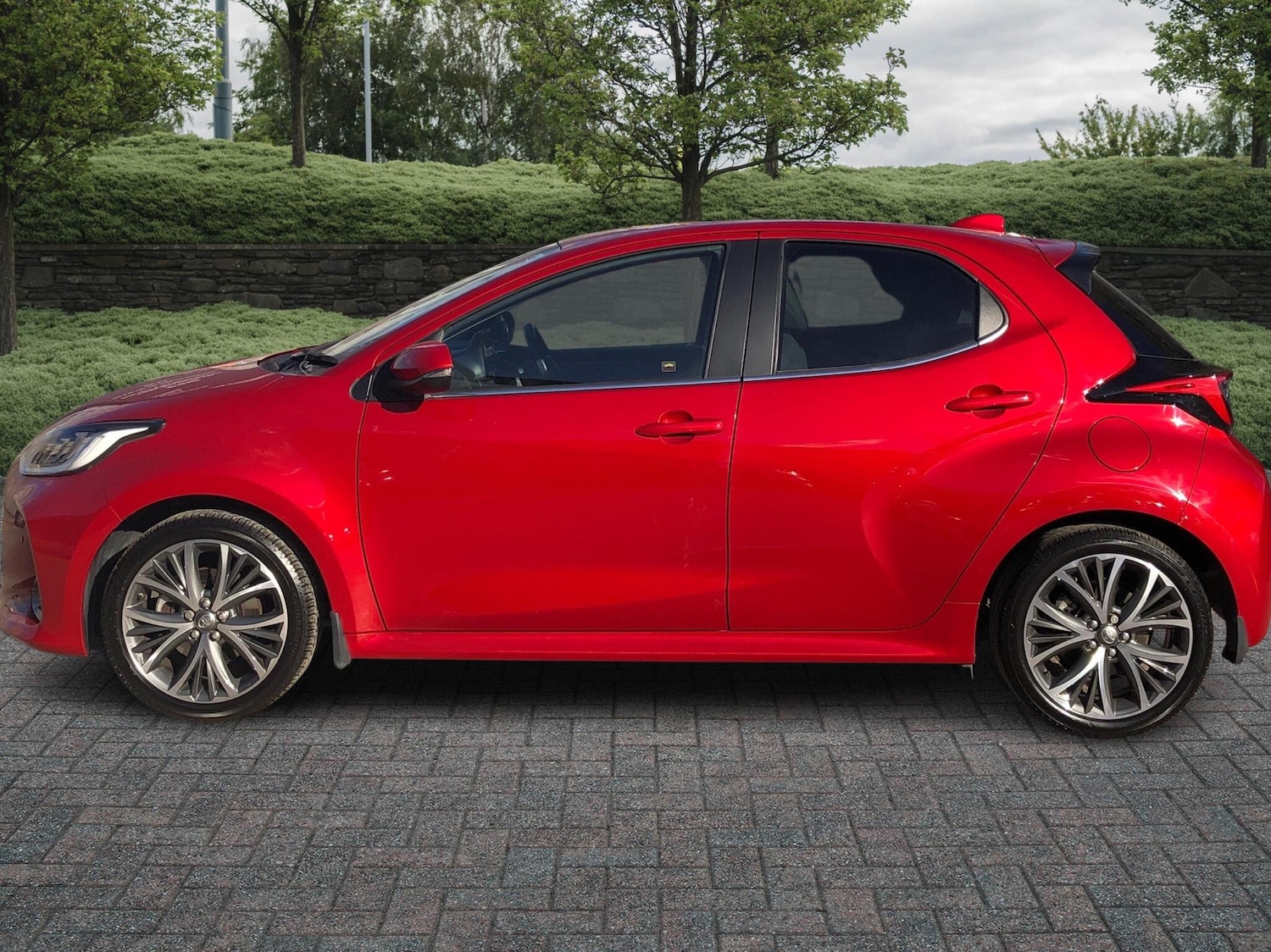 Used Toyota Yaris 2023 for sale - 76017670: Photo 17