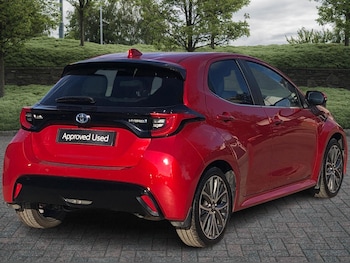 Used Toyota Yaris 2023 for sale - 76017670: Photo 2