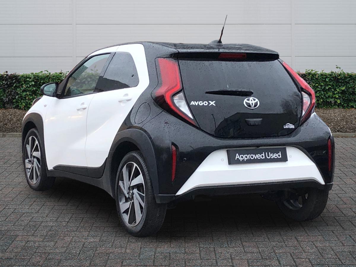 Used Toyota Aygo X 2024 for sale - 77268824: Photo 2