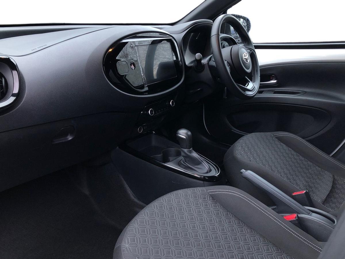 Used Toyota Aygo X 2024 for sale - 77268824: Photo 7