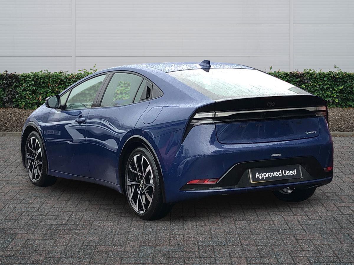 Used Toyota Prius 2025 for sale - 76563180: Photo 2