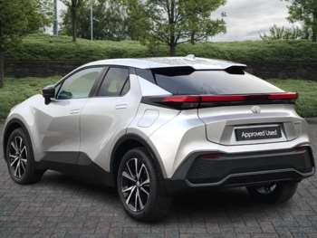 Used Toyota C-HR 2024 for sale - 74442908: Photo
