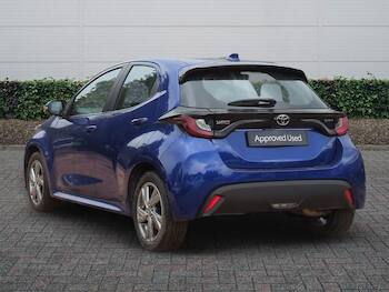 Used Toyota Yaris 2024 for sale - 79633336: Photo