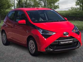 2021 (21) - 1.0 VVT-i X-Play TSS 5dr x-shift