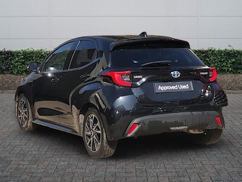 Used Toyota Yaris 2023 for sale - 77941535: Photo