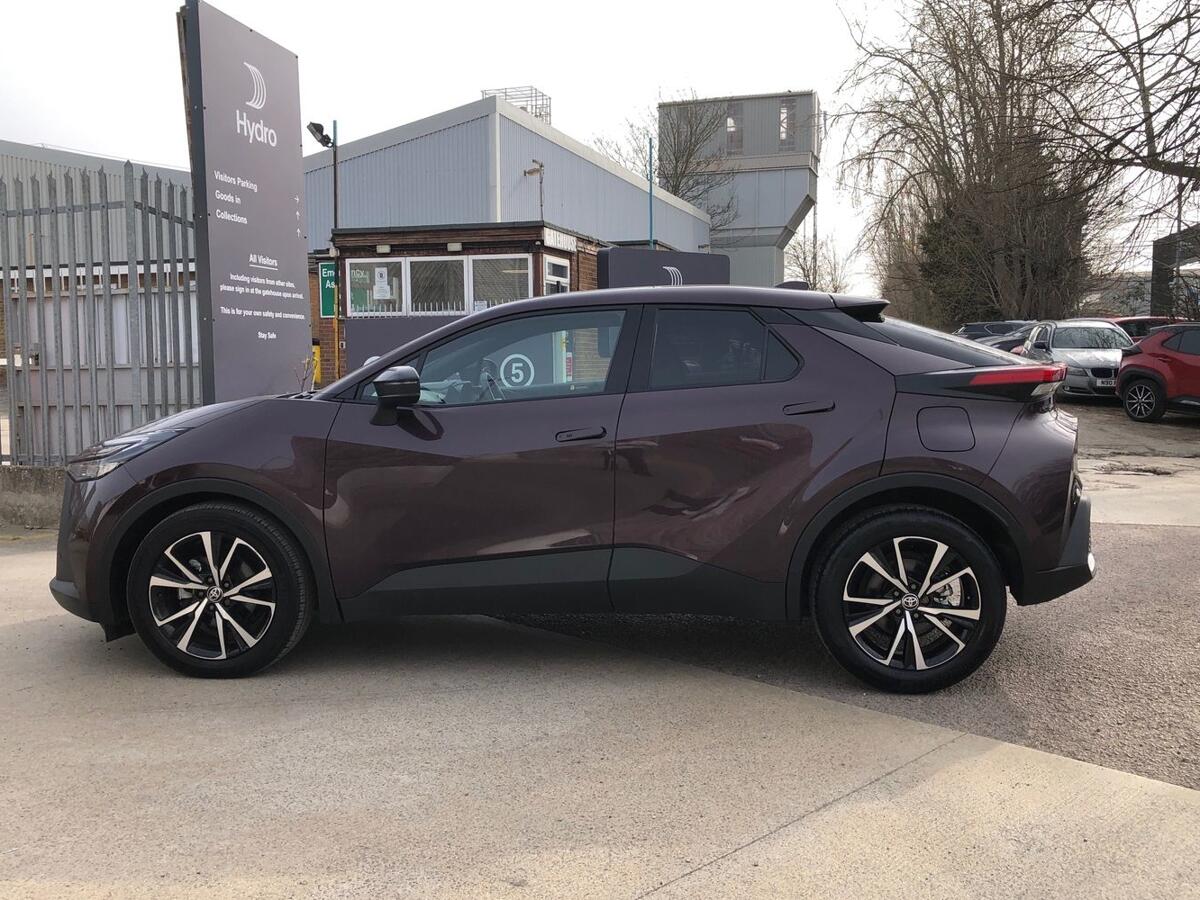 Used Toyota C-HR 2025 for sale - 77994884: Photo 17