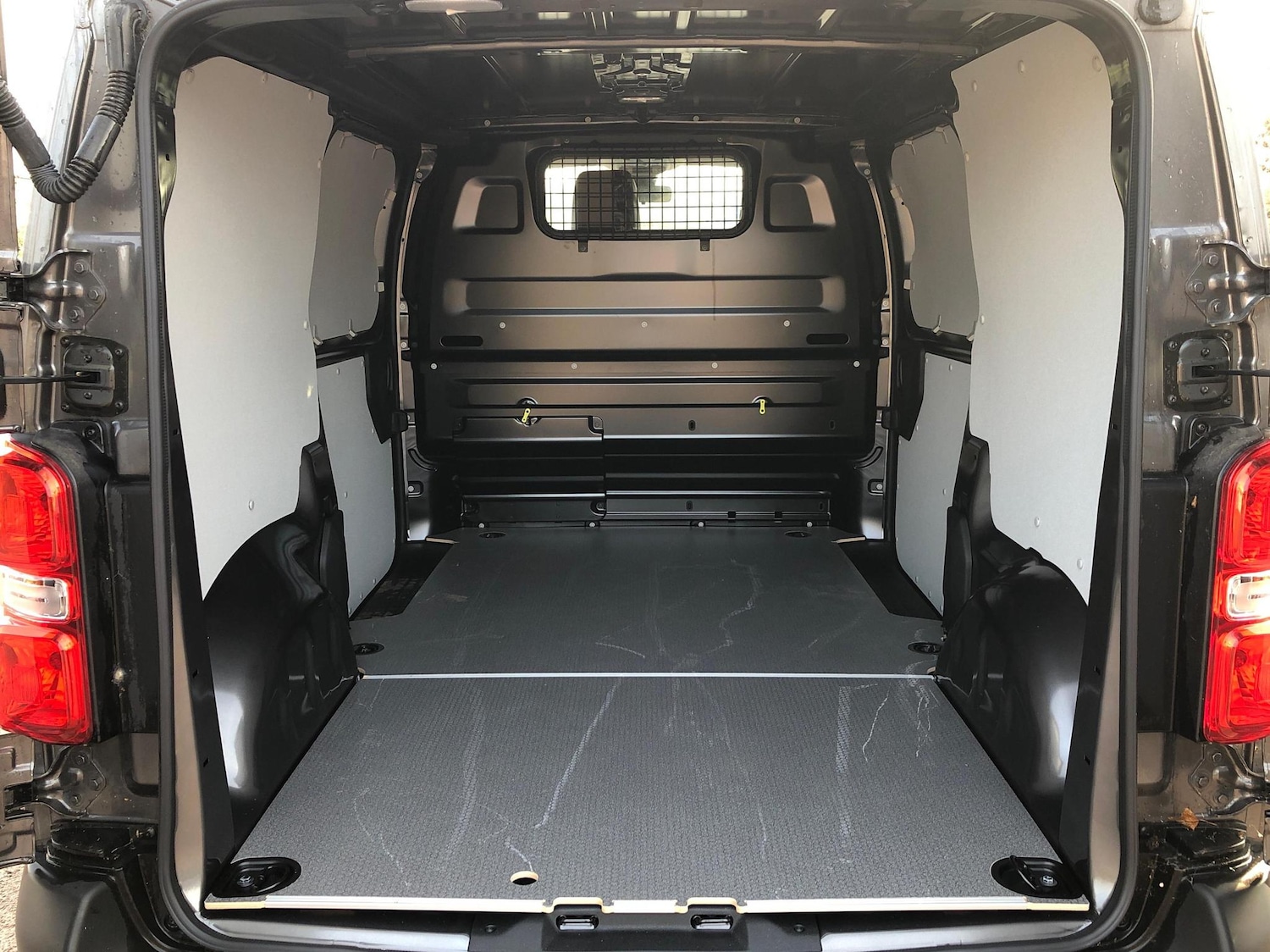 Used Toyota ProAce 2023 for sale - 76241275: Photo 13