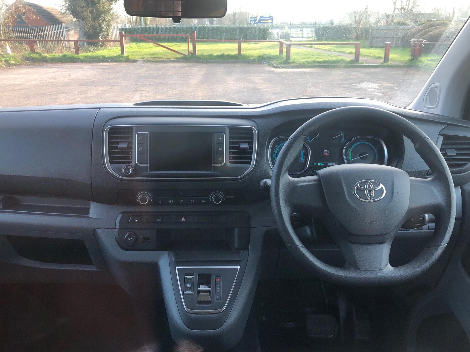Used Toyota ProAce 2023 for sale - 76241275: Photo 14