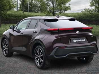 Used Toyota C-HR 2024 for sale - 74727777: Photo