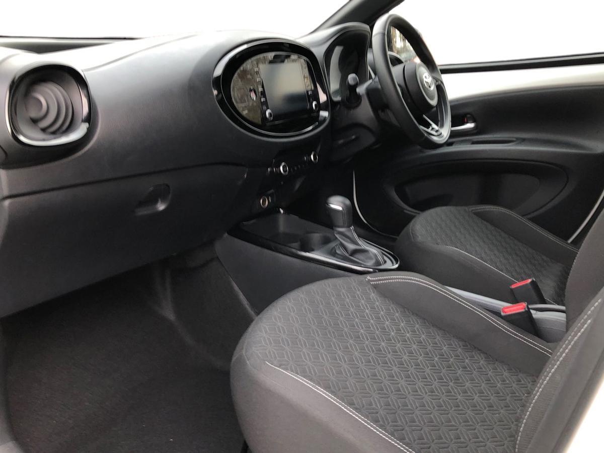 Used Toyota Aygo X 2023 for sale - 76837690: Photo 7