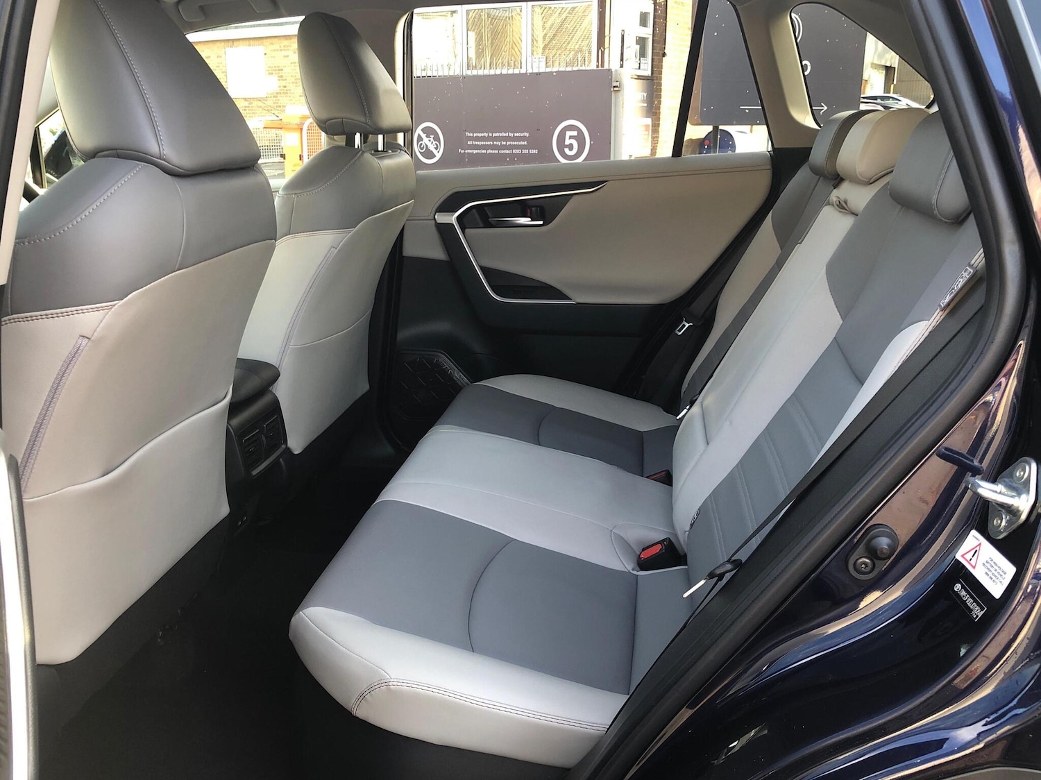 Used Toyota RAV4 2022 for sale - 76486685: Photo 12