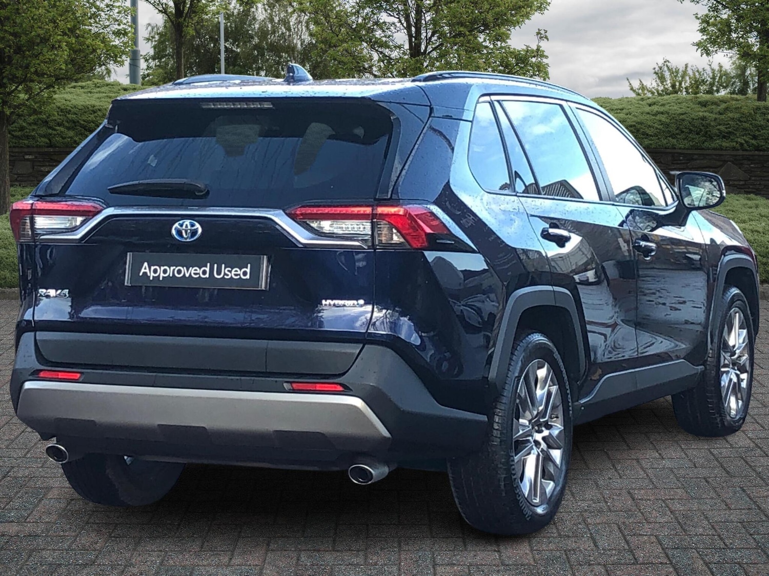 Used Toyota RAV4 2022 for sale - 76486685: Photo 2