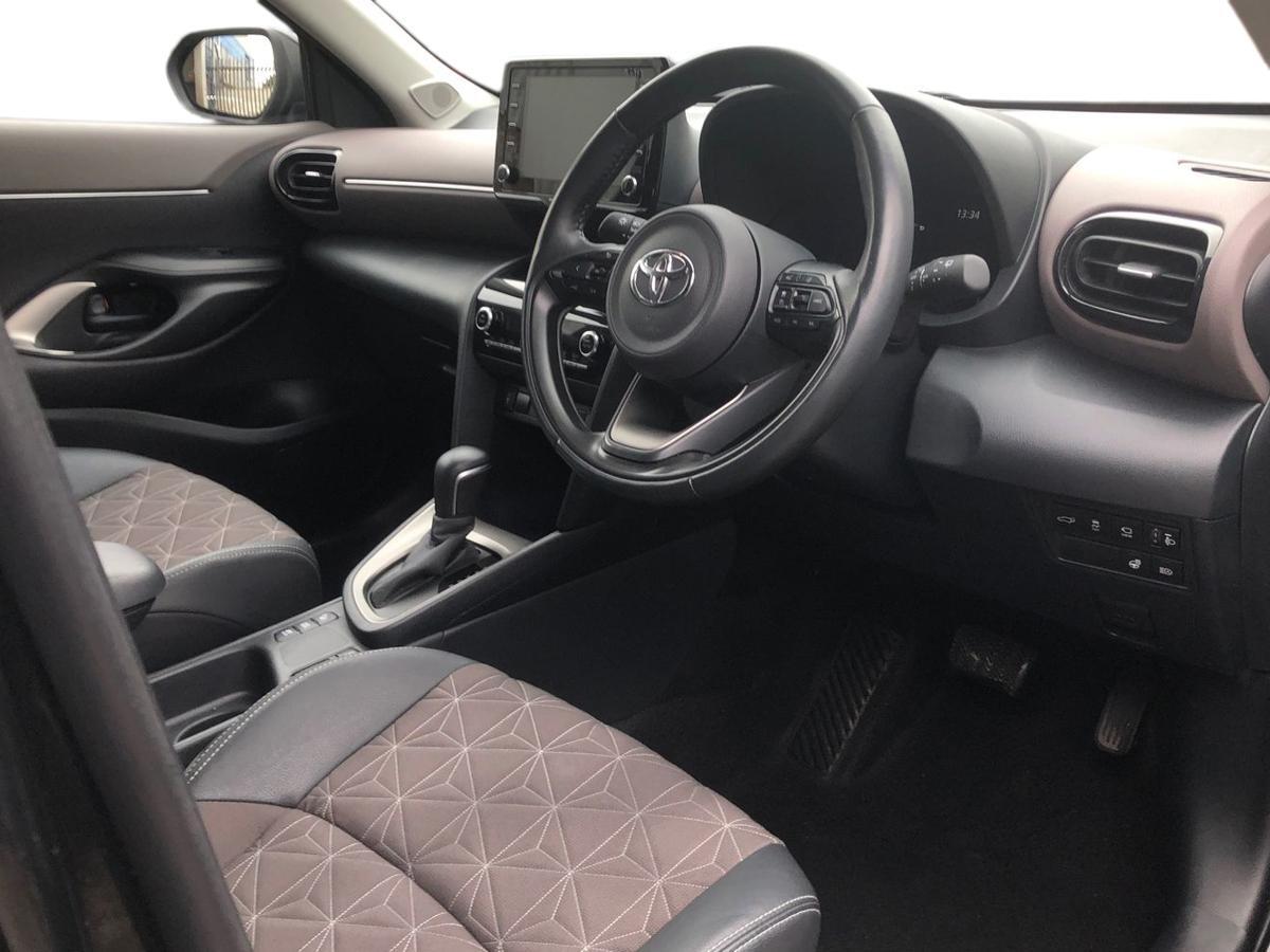 Used Toyota Yaris Cross 2022 for sale - 77013576: Photo 11