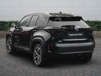 Used Toyota Yaris Cross 2022 for sale - 77013576: Photo