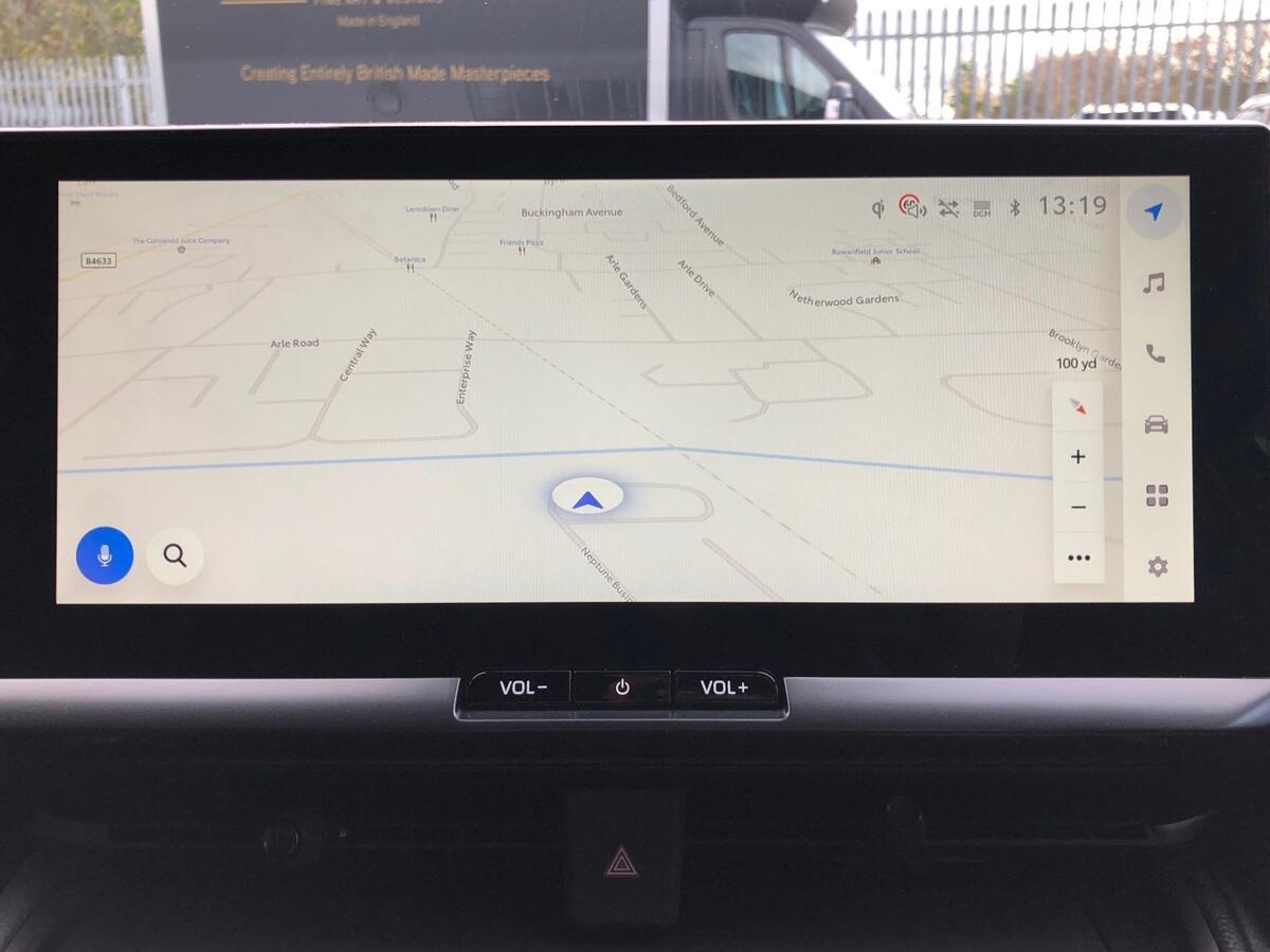 Used Toyota C-HR 2025 for sale - 76500851: Photo 11