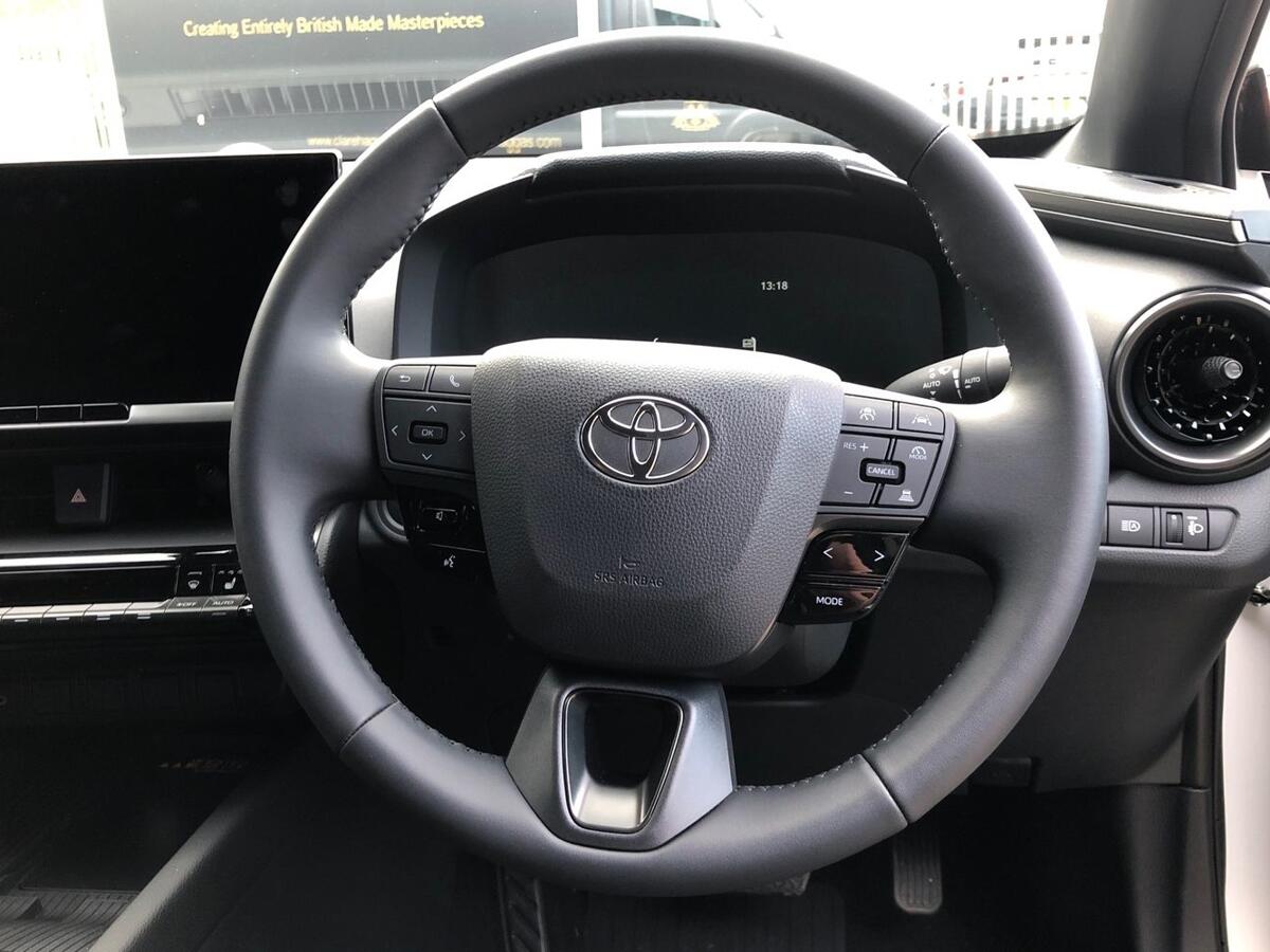Used Toyota C-HR 2025 for sale - 76500851: Photo 13