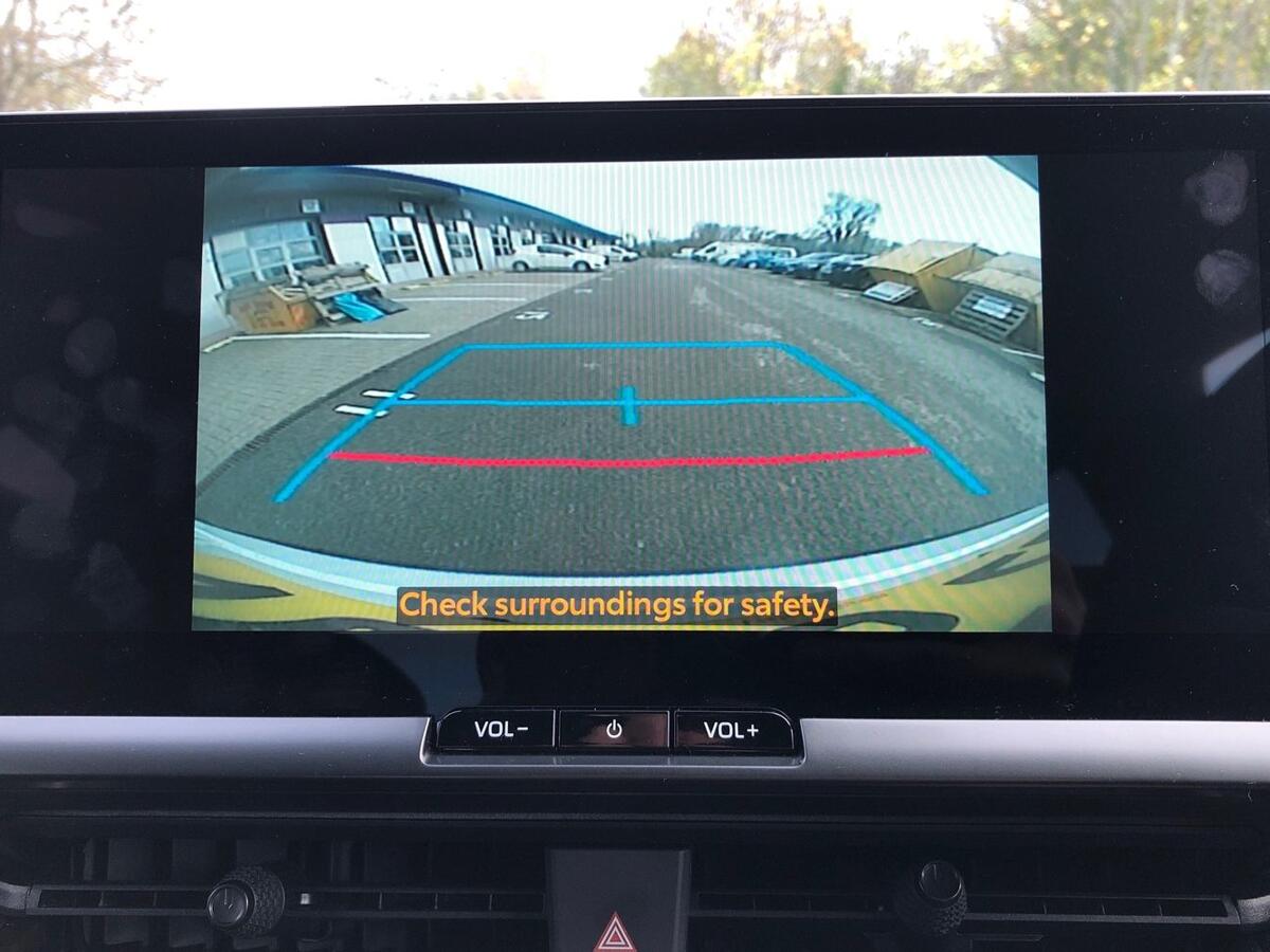 Used Toyota C-HR 2025 for sale - 76500851: Photo 15