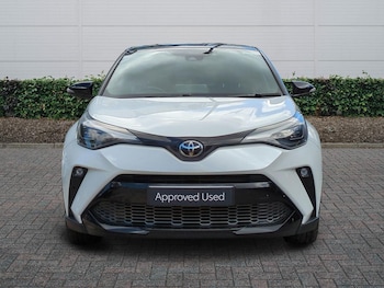 Used Toyota C-HR 2023 for sale - 79117450: Photo