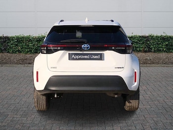 Used Toyota Yaris 2023 for sale - 77941593: Photo