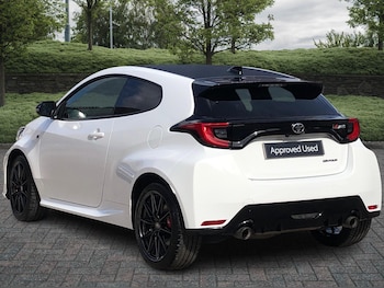 Used Toyota Yaris 2022 for sale - 75979556: Photo