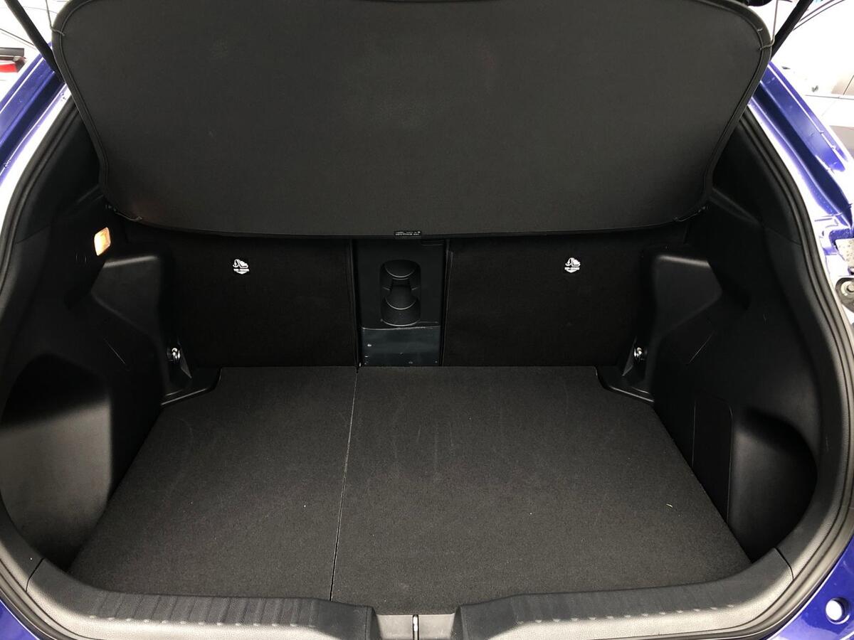 Used Toyota Yaris Cross 2024 for sale - 77725395: Photo 10