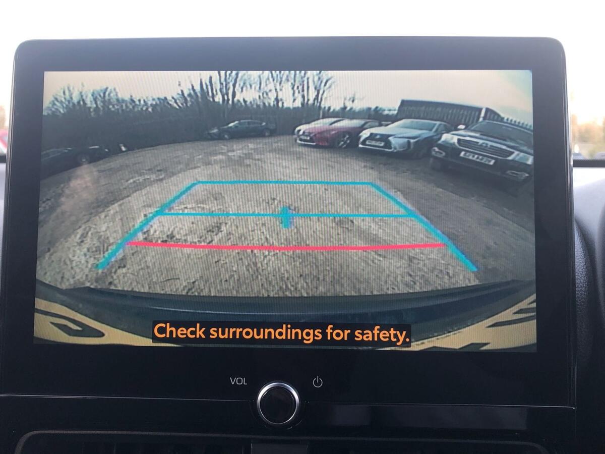 Used Toyota Yaris Cross 2024 for sale - 77725395: Photo 20