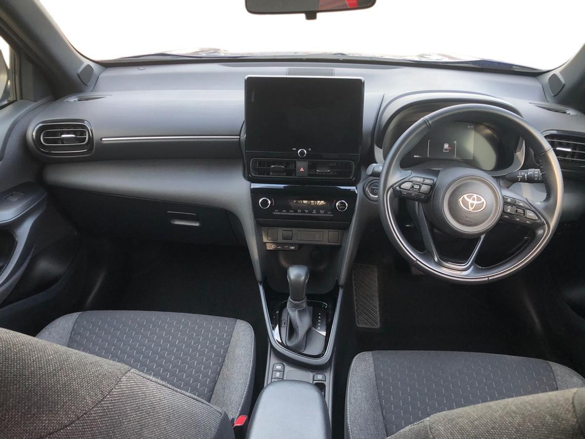 Used Toyota Yaris Cross 2024 for sale - 77725395: Photo 8